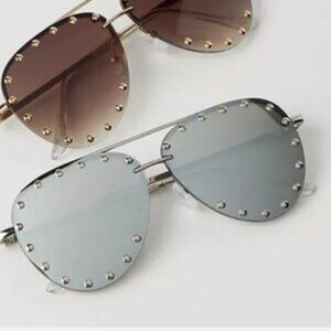 NWT Free People New Kid In Town Aviator Sunglasses in Silver